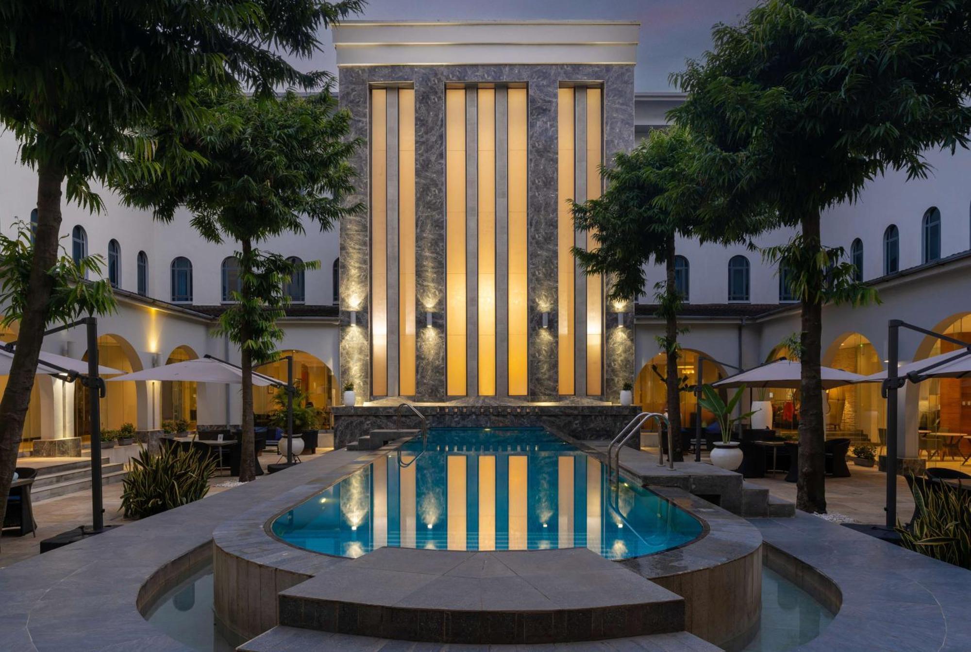 Radisson Lagos Ikeja Exterior photo